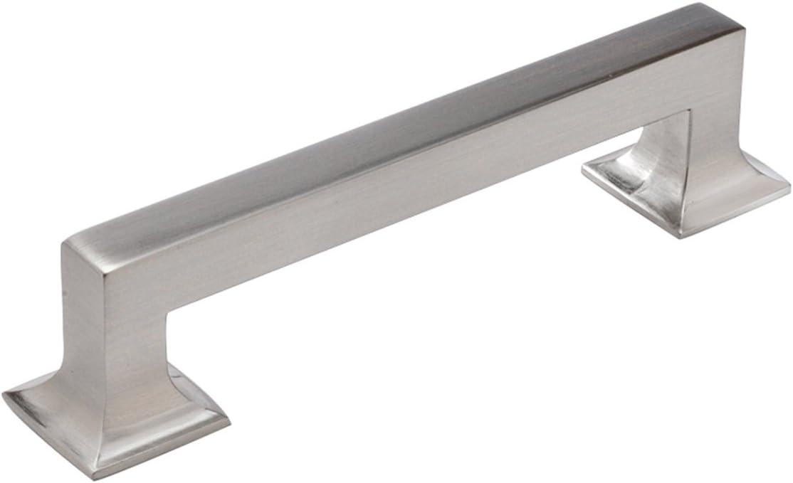 Studio Kitchen Cabinet Handles, Solid Core Drawer Pulls for Cabinet Doors