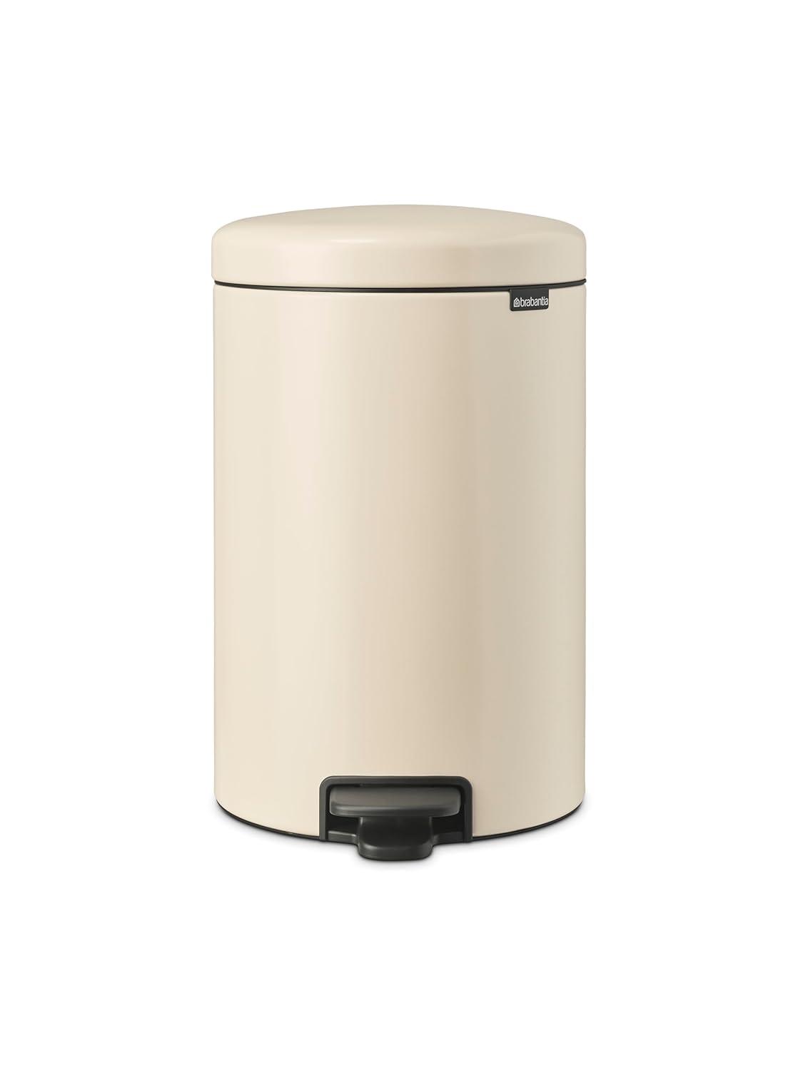 Soft Beige Round Plastic Step-On Kitchen Trash Can, 5.3 Gallons