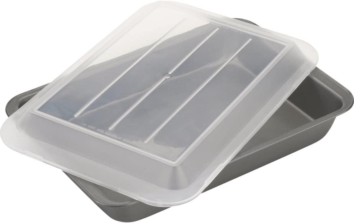 Gray Nonstick Aluminum Rectangular Cake Pan with Clear Lid