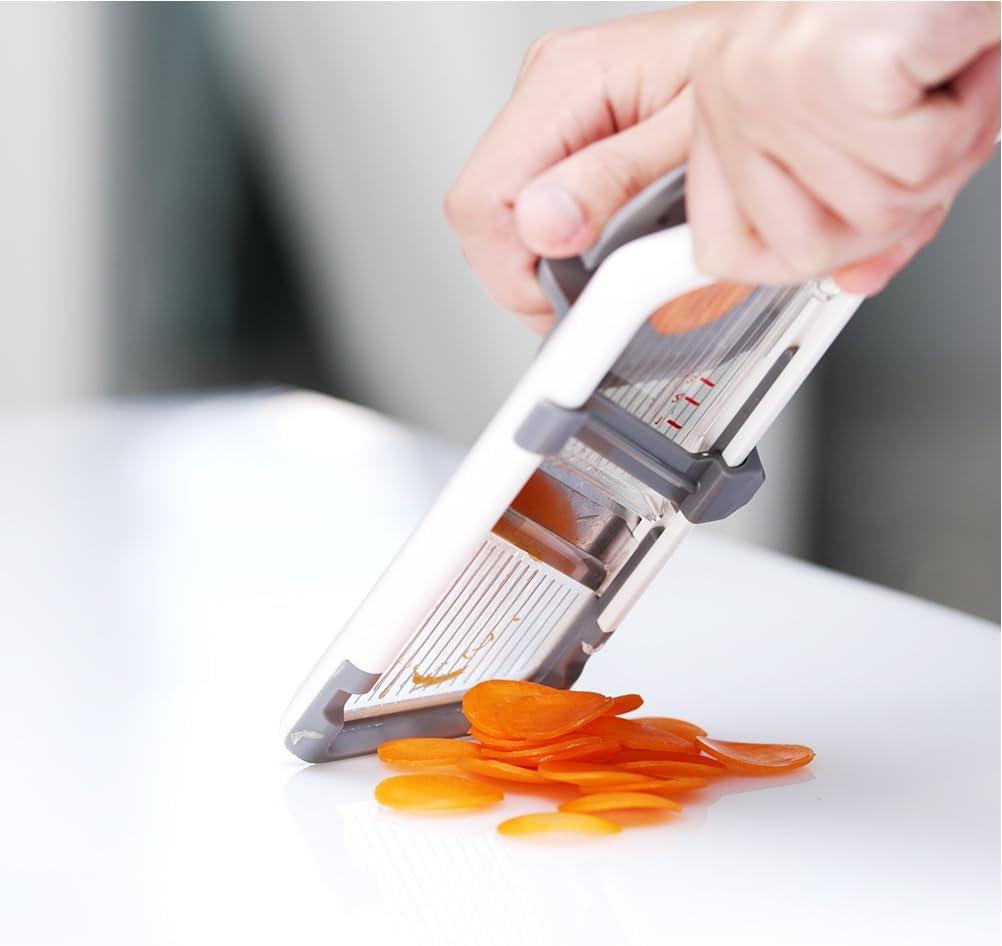 Versatile Handheld Mandoline Slicer - Adjustable Stainless Steel Blade, Ergonomic Grip, Enhanced Safety, Easy to Clean, Perfect for Quick and Precise Slicing of Fruits & Vegetables