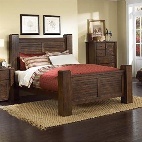 Progressive Trestlewood King Poster Bed in Mesquite Pine