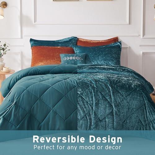 Intelligent Design King/Cal King Size Comforter Sets, 4-Piece Velvet Bedding Set for All Seasons, Teal Comforter Bed Set with Decor Pillow