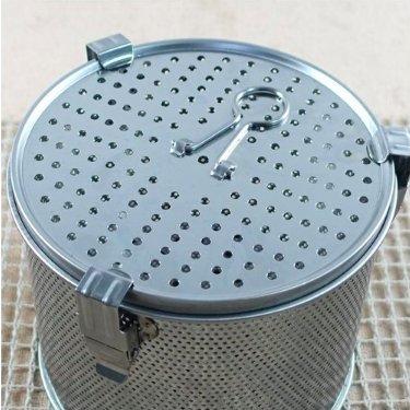 Commercial Grade D 6.3" X H 5.3" Genuine Stainless Steel 18/8 Perforated Tall Strainer - One Touch Lock System - Restaurant & Home Use - Extra Large