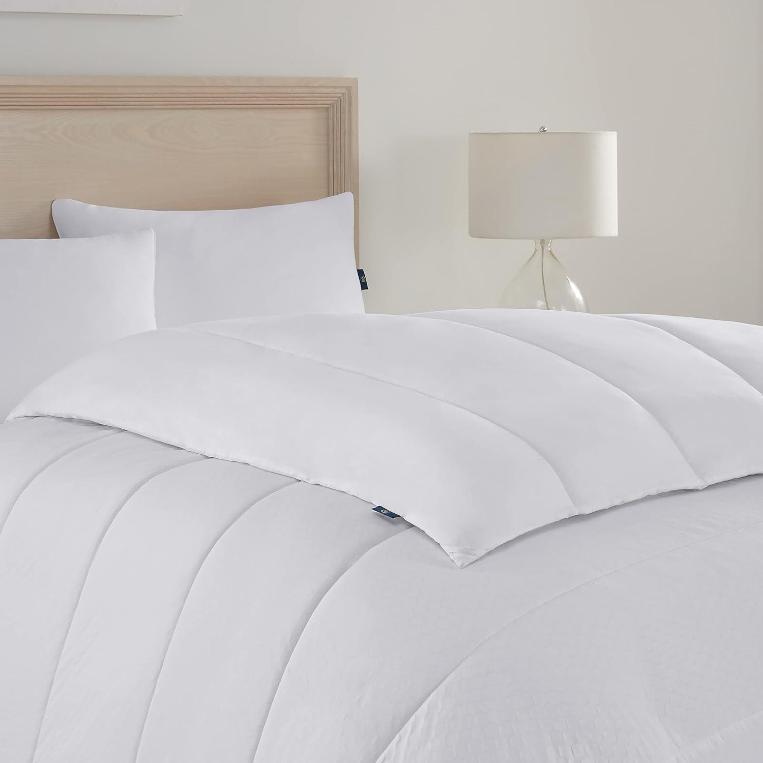 White Soft Cooling Down Alternative Twin Comforter with Corner Tabs