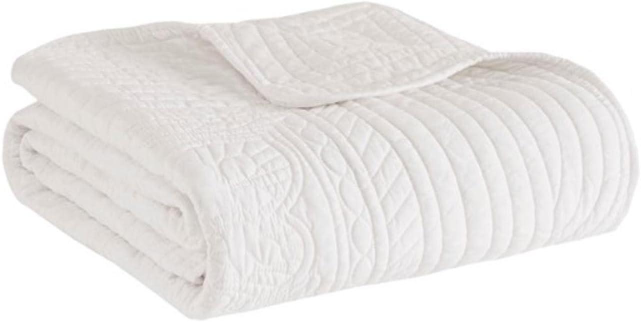 Journey Oversized Quilted Throw with Scalloped Edges