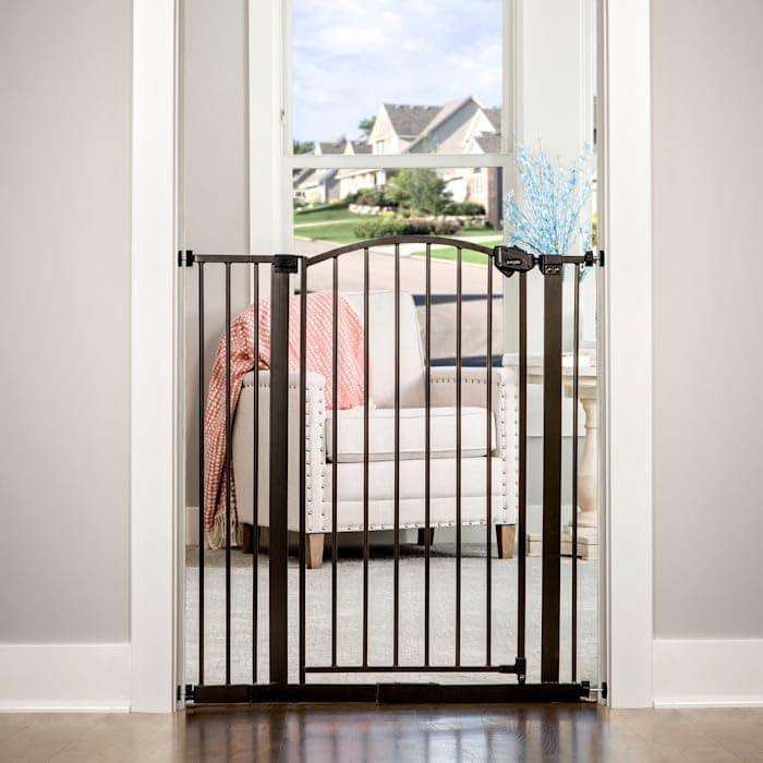 Regalo Extra Tall Bronze Arched Décor Baby Safety Gate, Age Group 6 to 24 Months, Baby Gate