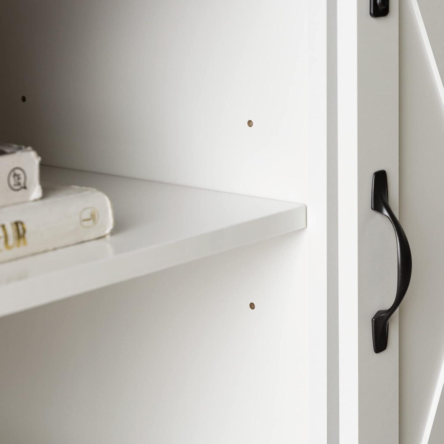 Woven Paths Soporte para TV con Puerta Corredera de Granero para Televisores de hasta 65", Blanco/madera de Granero Recuperada