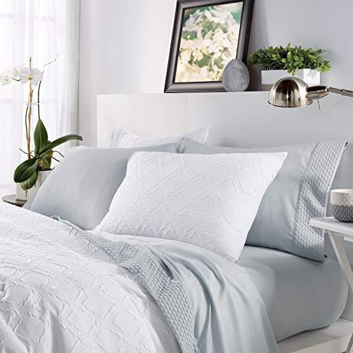 Elegant Ogee Microsculpt Twin Comforter Set in Organic White Microfiber