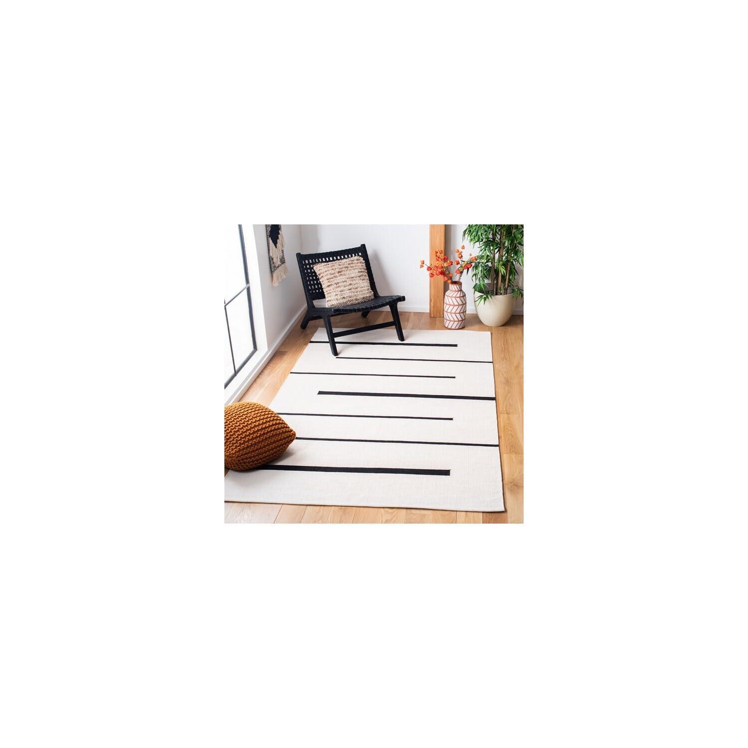 Montauk MTK311 Hand Woven Indoor Accent Rug - Ivory/Black - 2'3"x4' - Safavieh