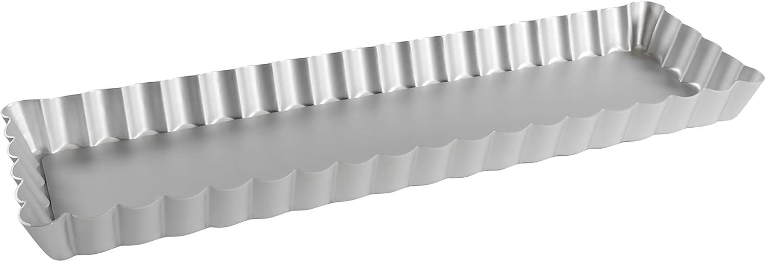 Silver Aluminum Rectangular Fluted Tart Pan with Removable Bottom