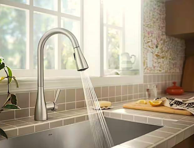 Stainless Steel Single Handle Pull-Down Kitchen Faucet