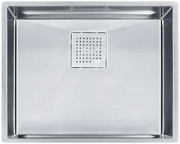 Peak 22.8125" L x 17.75" W Undermount Kitchen Sink
