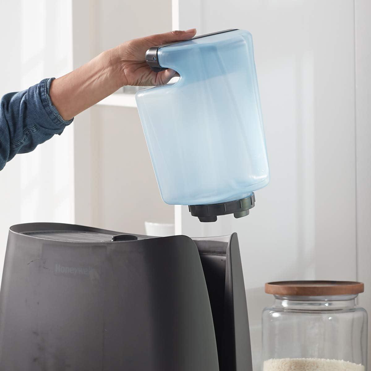 Honeywell 1.1 gal 400 sq ft Cool Moisture Humidifier, Black, HCM350B