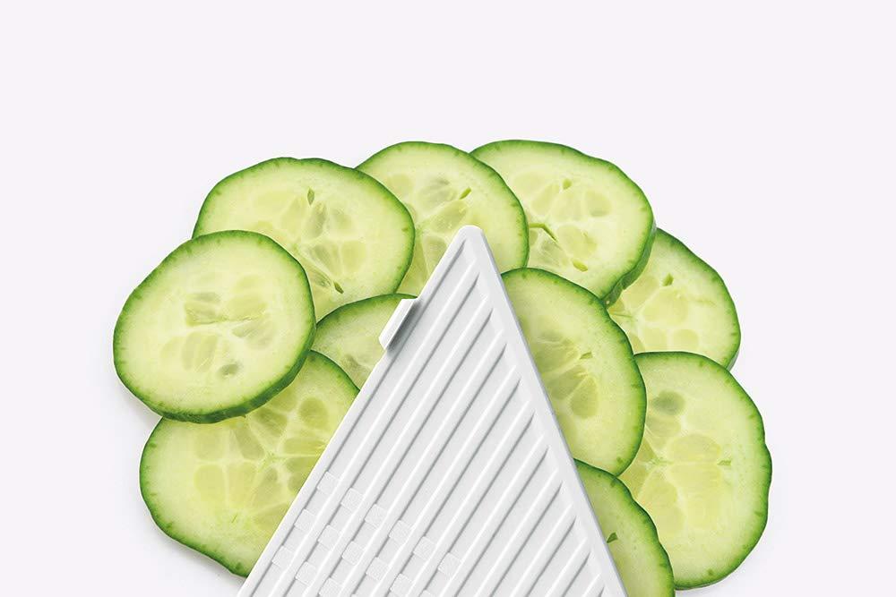 White Plastic Mandoline Slicer with Stainless Steel Blades