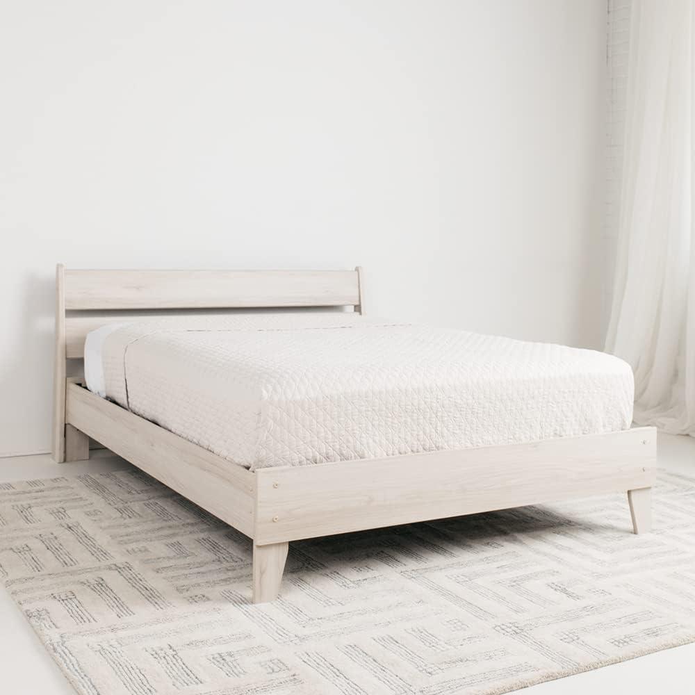 Queen Socalle Platform Bed Natural - Signature Design by Ashley