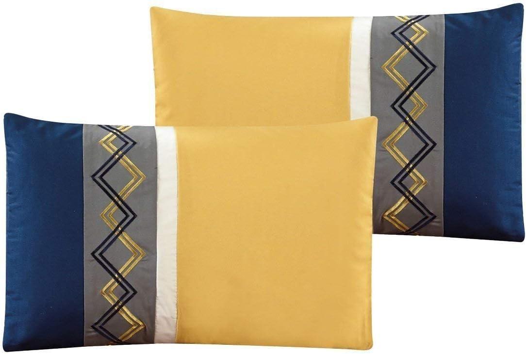 Oversized King Navy and Gray Microfiber Zigzag Comforter Set