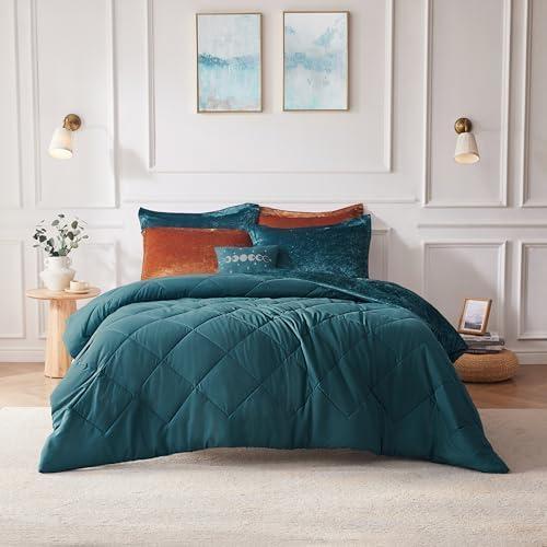 Intelligent Design King/Cal King Size Comforter Sets, 4-Piece Velvet Bedding Set for All Seasons, Teal Comforter Bed Set with Decor Pillow