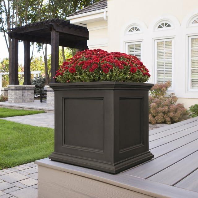 Mayne Fairfield 20" x 20" x 20" Square Espresso Self-Watering Polyethylene Planter