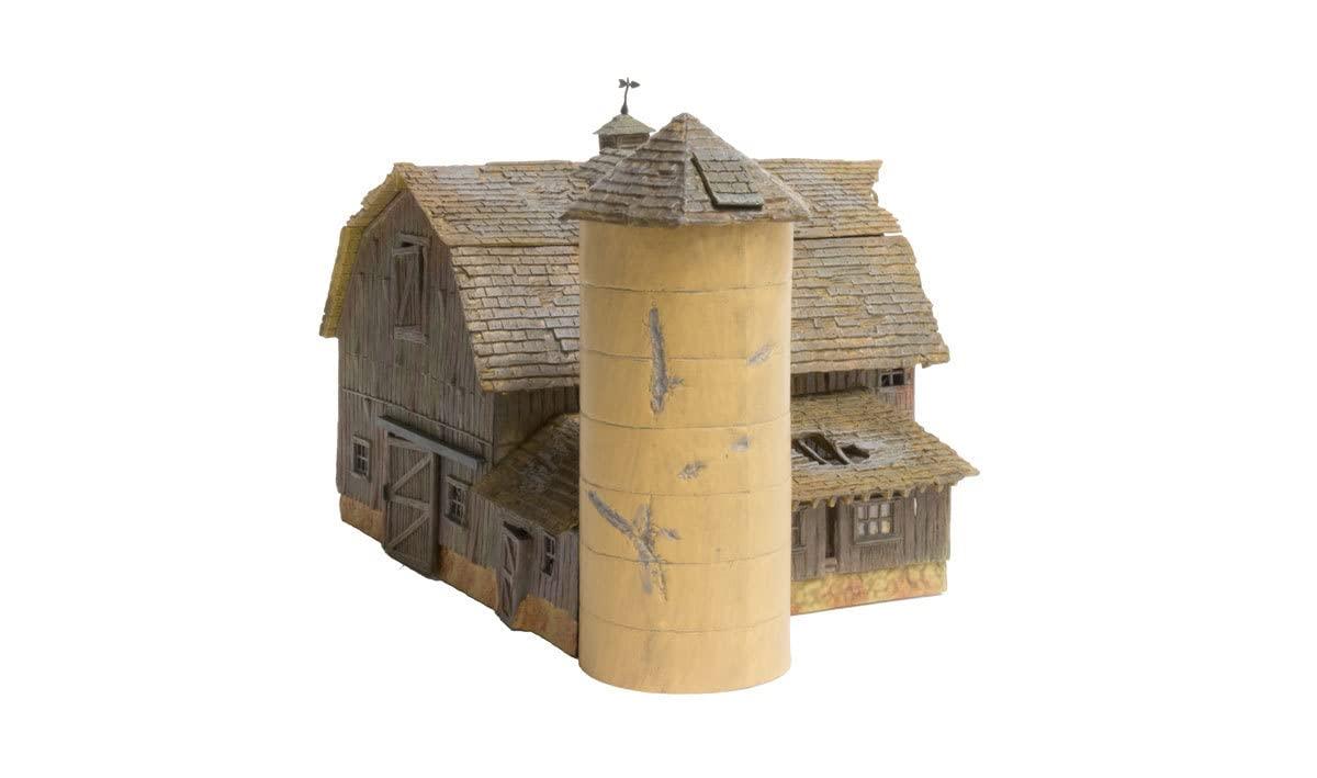 HO Scale Weathered Brown Wooden Barn with Concrete Silo