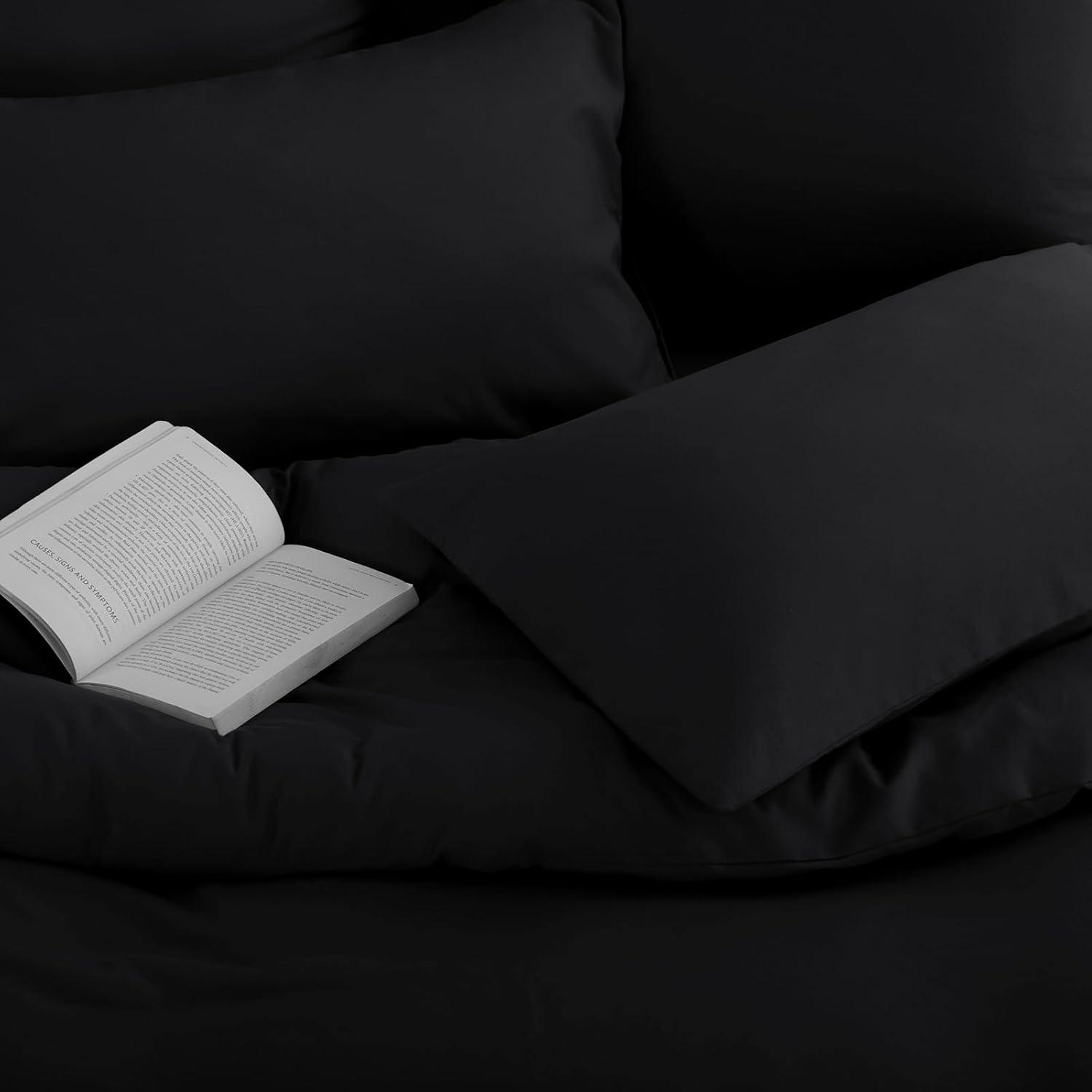 Queen Size Pillow Cases Set of 2 - White Queen Pillowcase 2 Pack with Envelope Closure, Soft Brushed Microfiber Bed Pillow Case Cover, 20x30 inches White Queen (20" x 30")