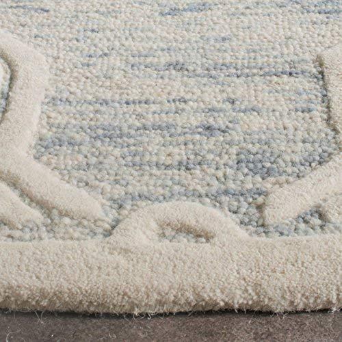 SAFAVIEH Cambridge Leland Faded Geometric Wool Area Rug, Light Grey/Ivory, 2' x 3'