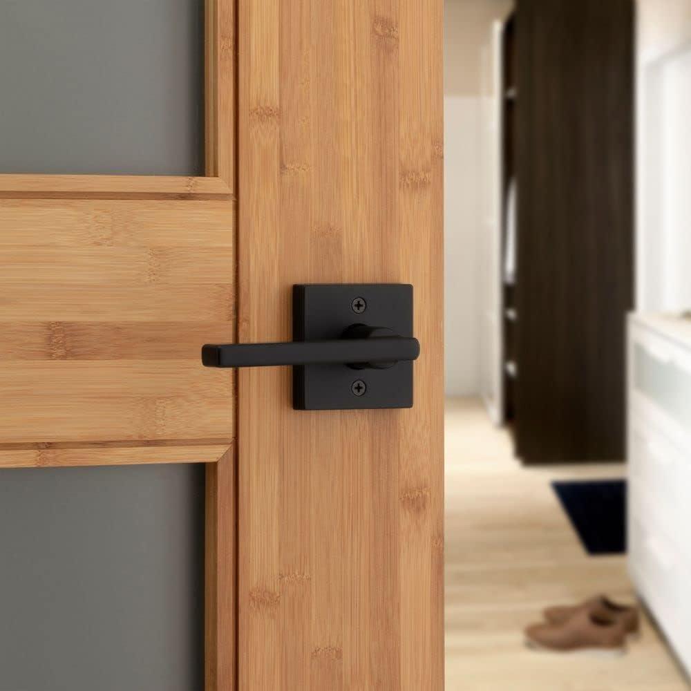 Matte Black Metal Privacy Door Lever Handle