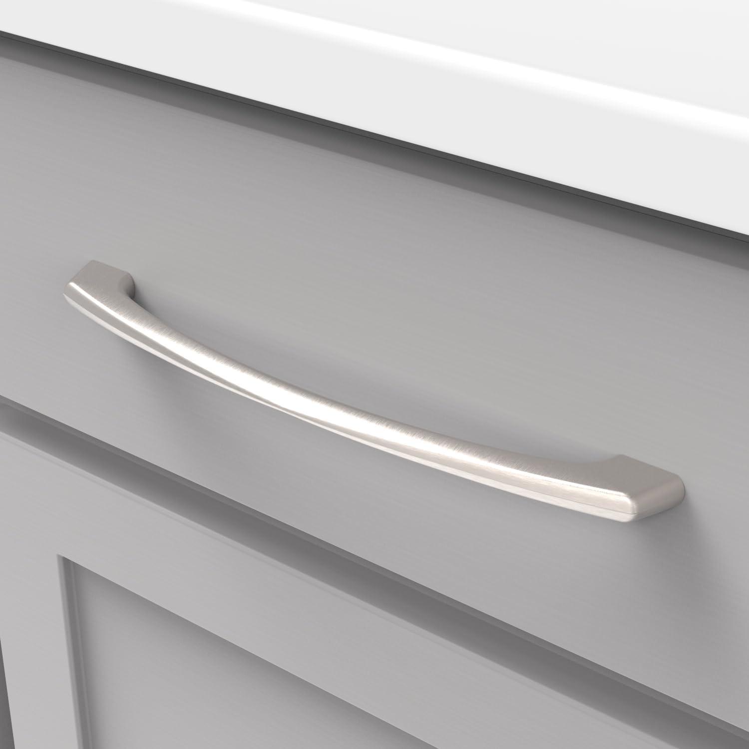 Greenwich Kitchen Cabinet Handles, Solid Core Drawer Pulls for Doors, 8-13/16" (224mm)