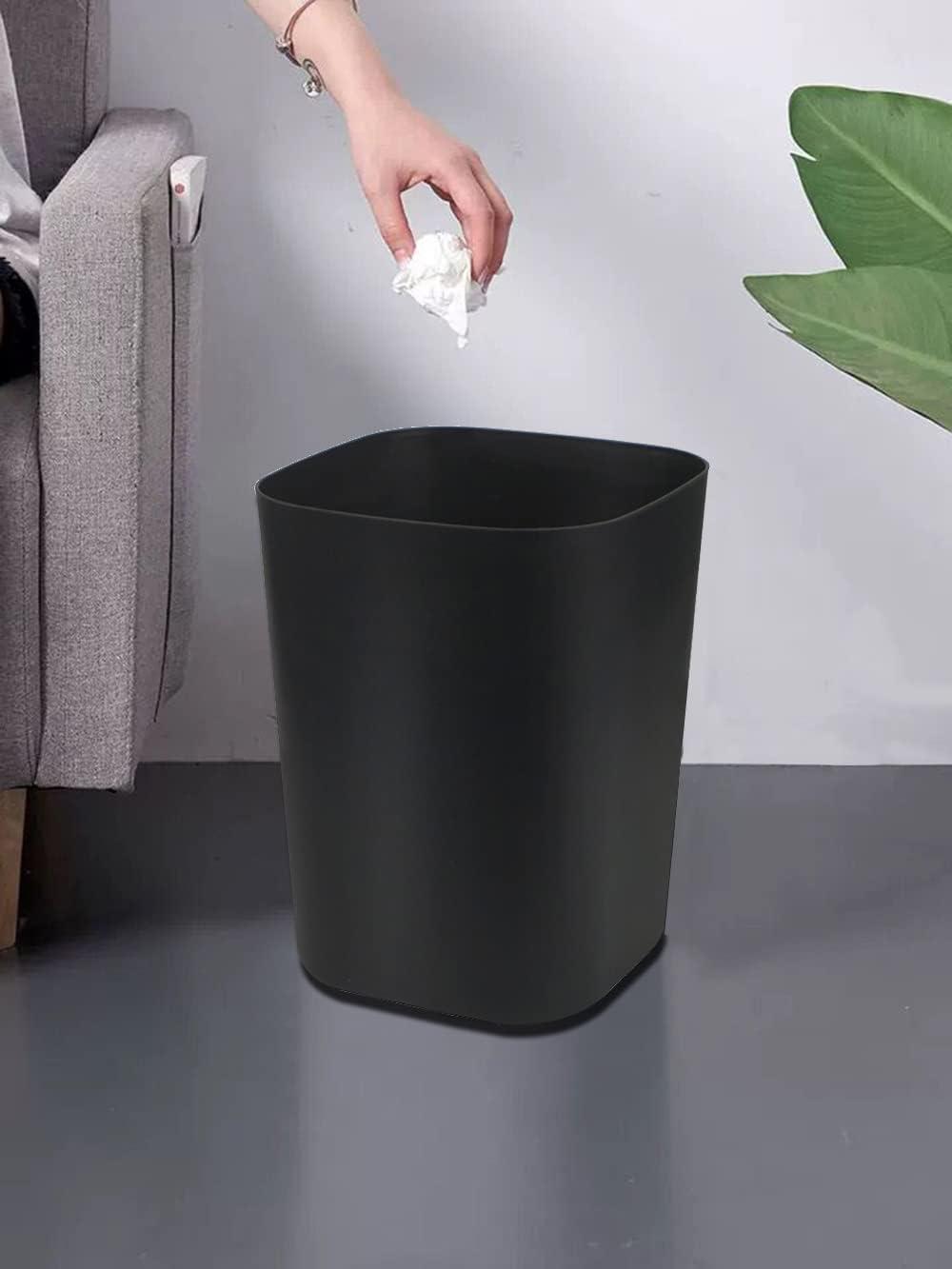 Black Square 2 Gallon Plastic Trash Can