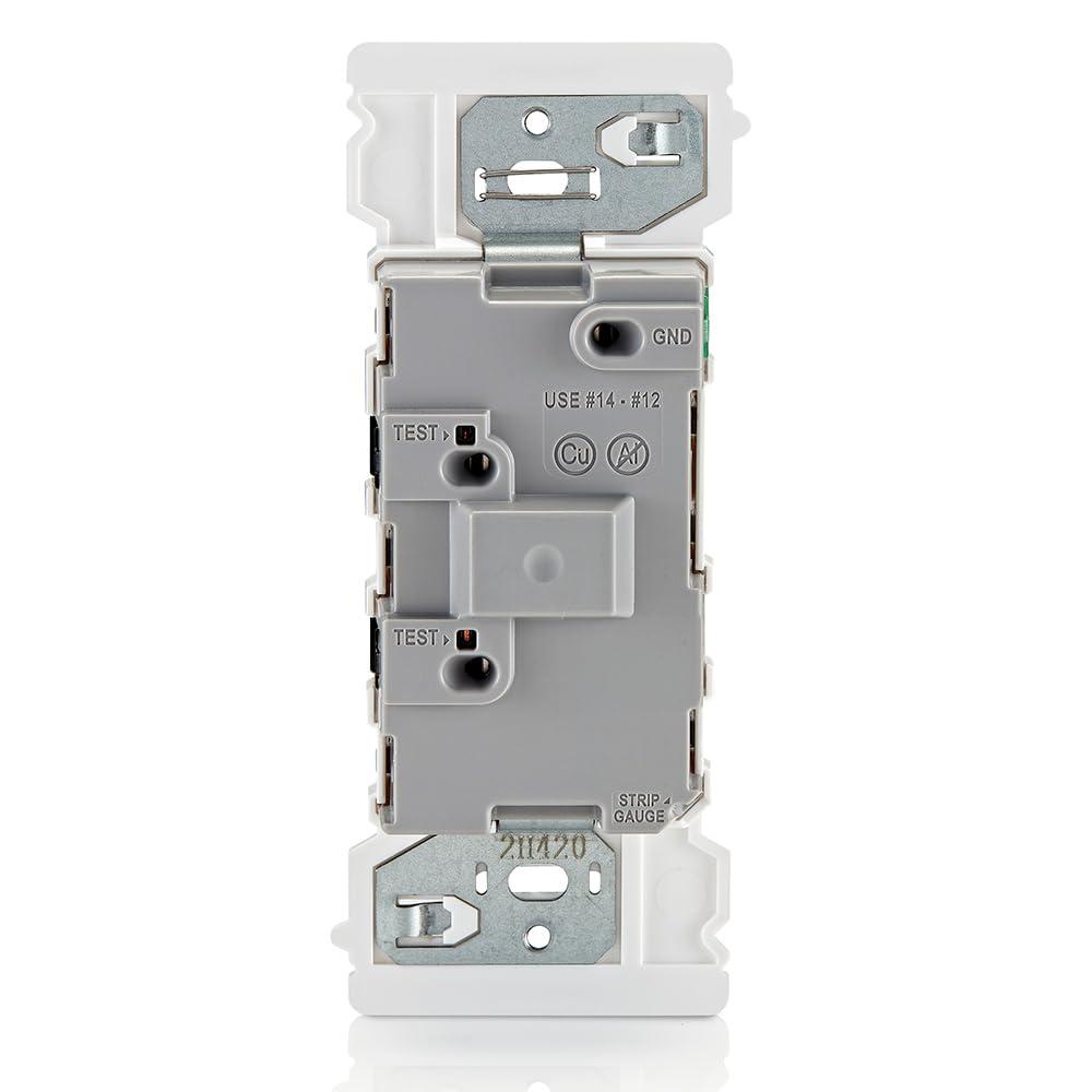 Leviton Decora Edge 15 Amp Single Pole Rocker Switch, White E5601