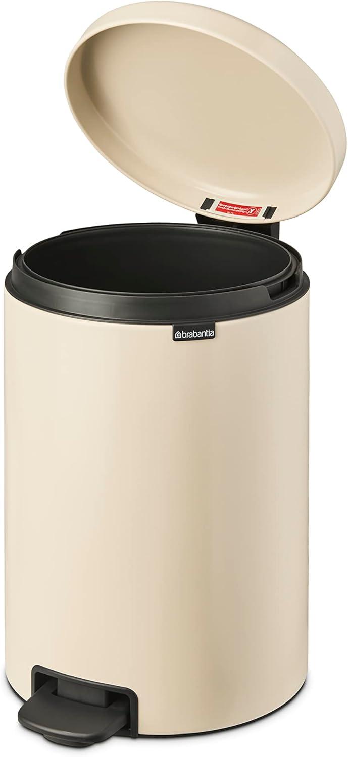 Soft Beige Round Plastic Step-On Kitchen Trash Can, 5.3 Gallons