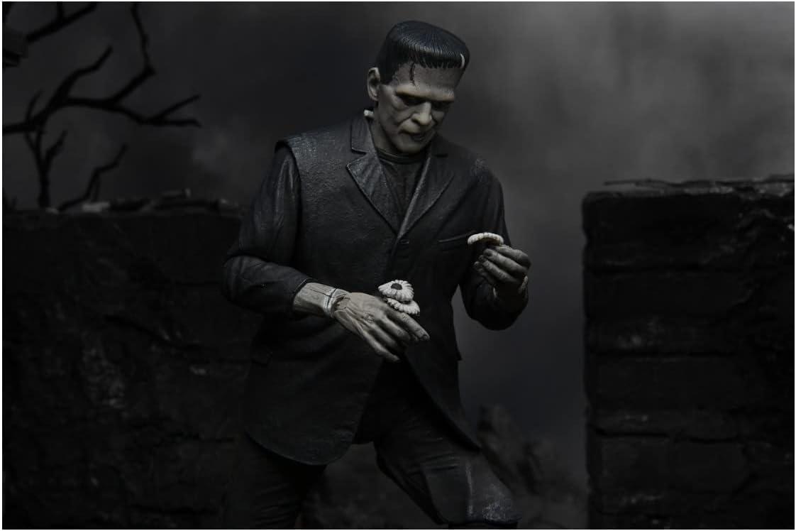 NECA Universal Monsters Ultimate Frankenstein's Monster 7" Scale Action Figure