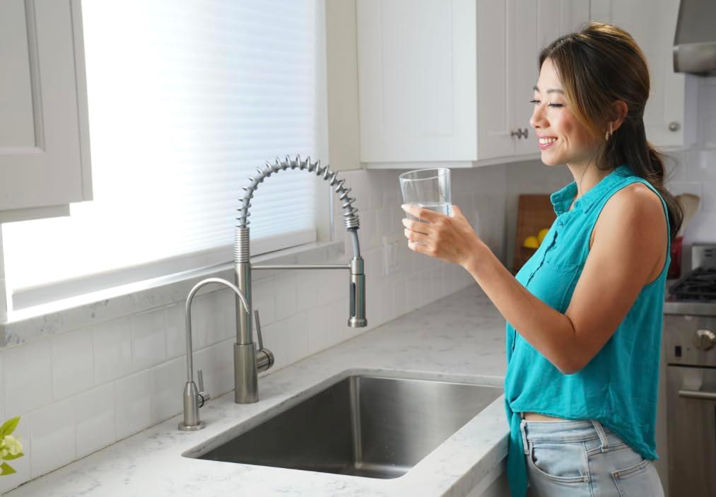 AquaTru Stage 4 Replacement VOC Filter with pH+ Mineral Boost for AquaTru Classic, Connect & Under Sink, 1 Pack