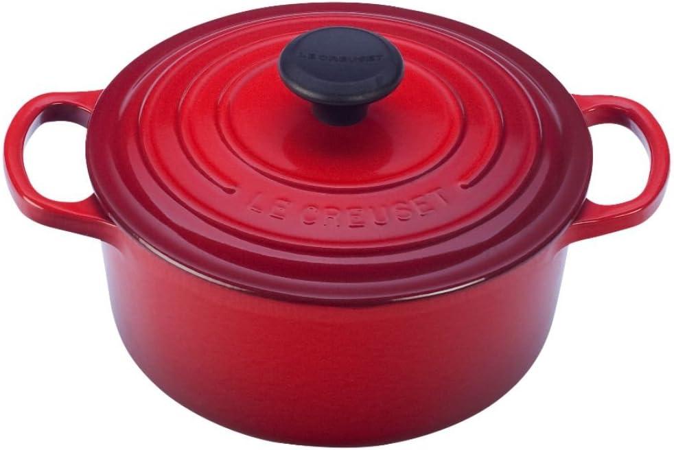 Le Creuset Signature Enameled Cast Iron Round Dutch Oven with Lid