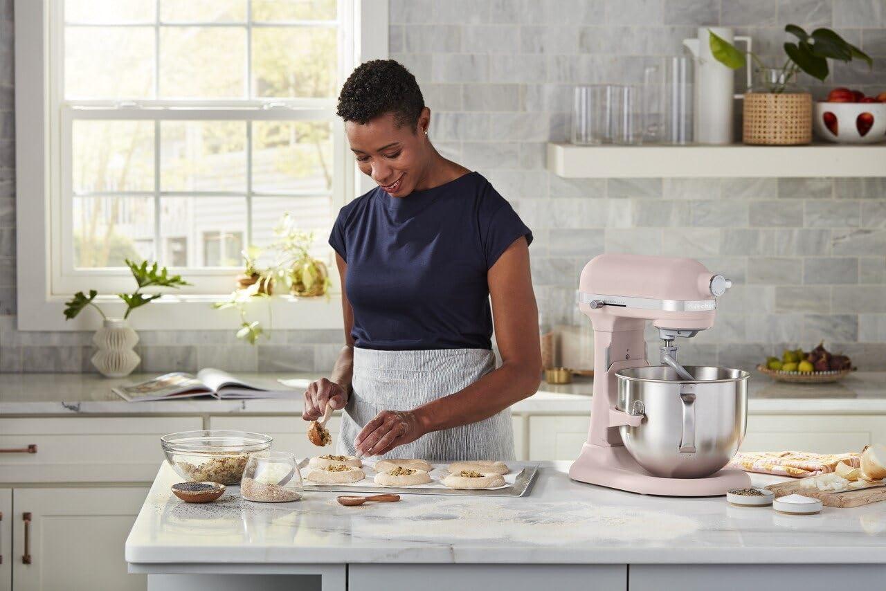 KitchenAid Bowl-Lift 7 qt Stand Mixer, Dried Rose with Flat Beater, Dough Hook, Whip
