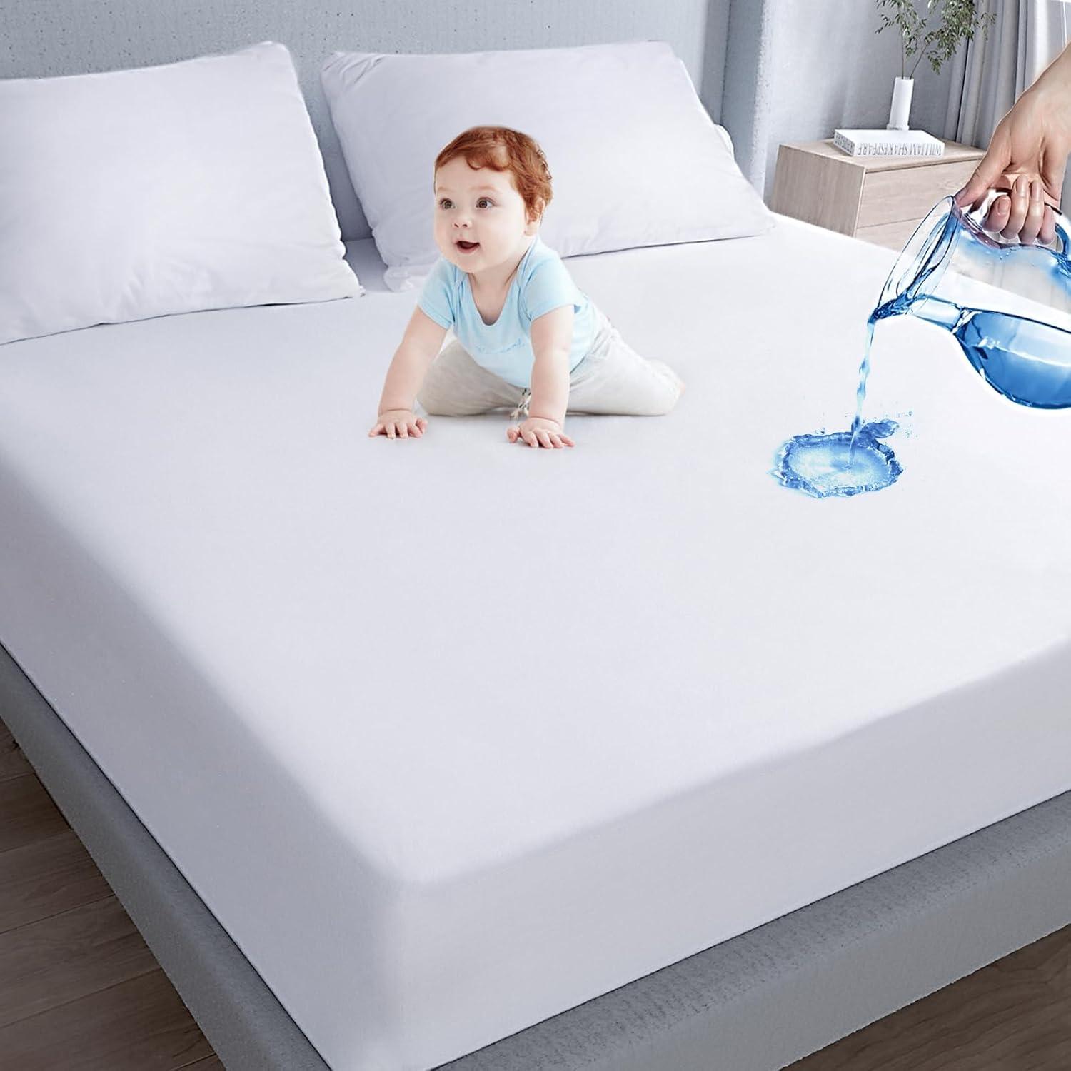 Queen Size Waterproof White Polyester Mattress Protector