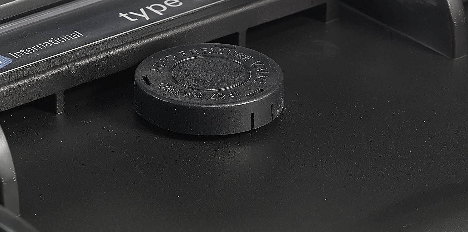 B&W International BW International - Spacious and Convertible Tool Case for Service Technician - Jumbo 6700