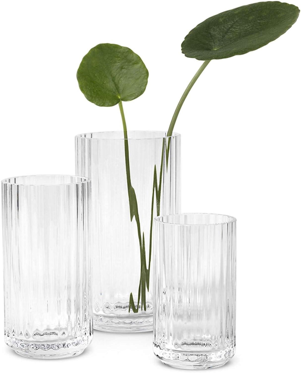 Elegant White Porcelain Fluted Table Vase