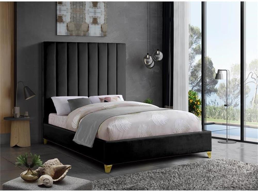 Elegant Pink Velvet Upholstered Queen Bed with Tufted Headboard