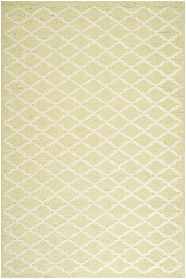 Hand-Tufted Elegance Wool Rug in Light Green/Ivory, 4' x 6'