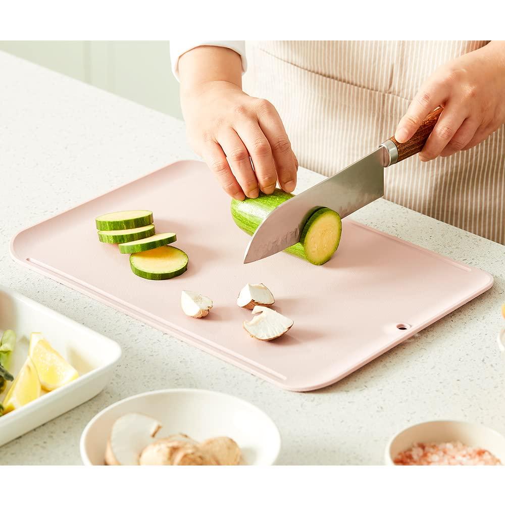Premium Upgraded doblé Non-Scratch Flexible Cutting Board for Chopping, Scratch Free, Juice Grooves with Easy Grip Handle, Non-Slip Dishwasher Safe for Kitchen 9.3" x 13.7" (Baby Pink)
