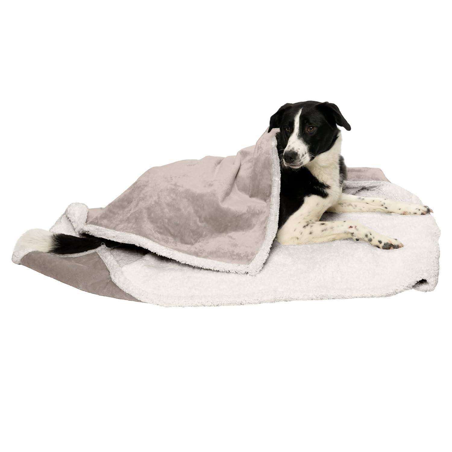 FurHaven Snuggly & Warm Soft-Edge Warming Waterproof Blanket
