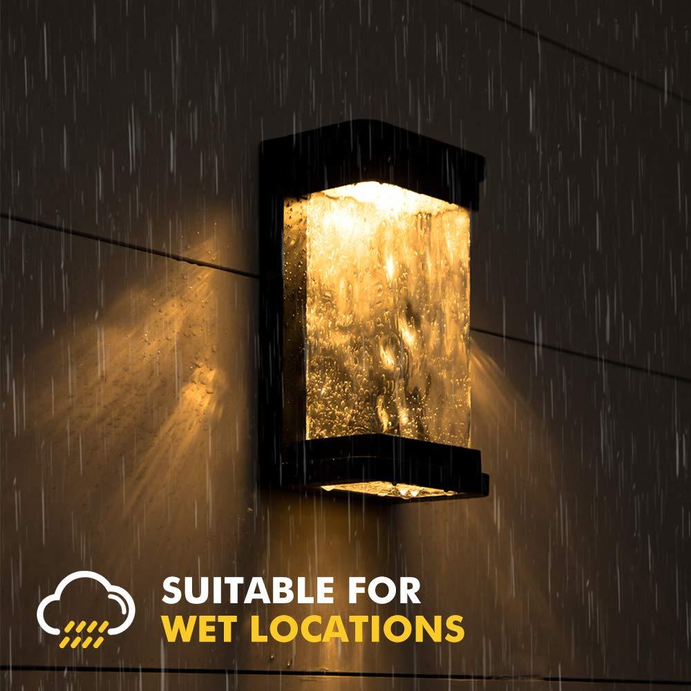 1-Light Black Integrated LED Outdoor Wall Lantern Sconce
