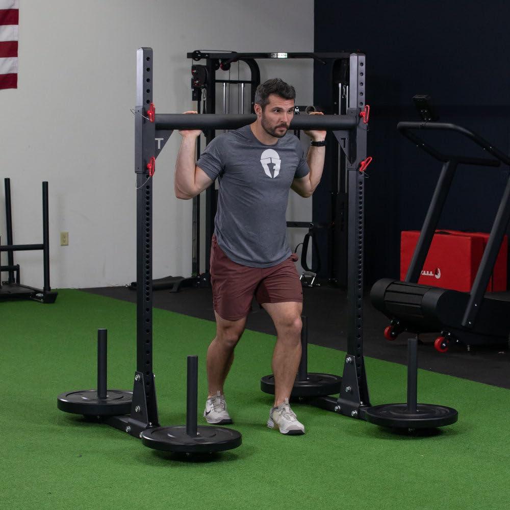Titan Fitness T-3 Series Corto 72" Strongman Yunk, Capacidad de 750 LB, Soporte Multifuncional para Transporte de Yugo, Perchero para Sentadillas, Trineo para Empujar/tirar, Estación de Arranque de Barra Gruesa, Equipo de Entrenamiento para el Hogar O el Gimnasio Del Garaje