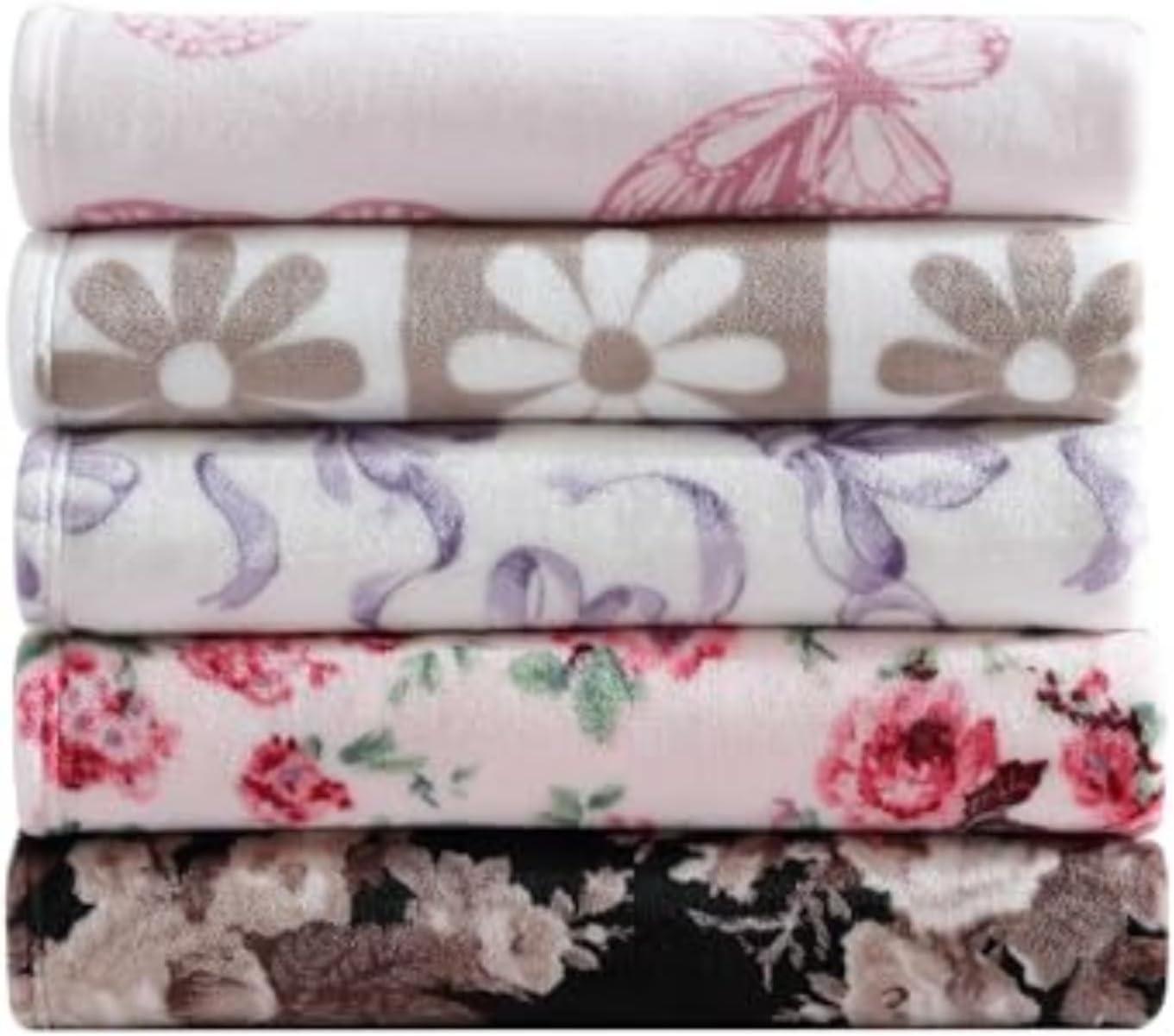 Betsey Johnson Printed Ultra Soft Plush Fleece Blankets & Reviews | Wayfair