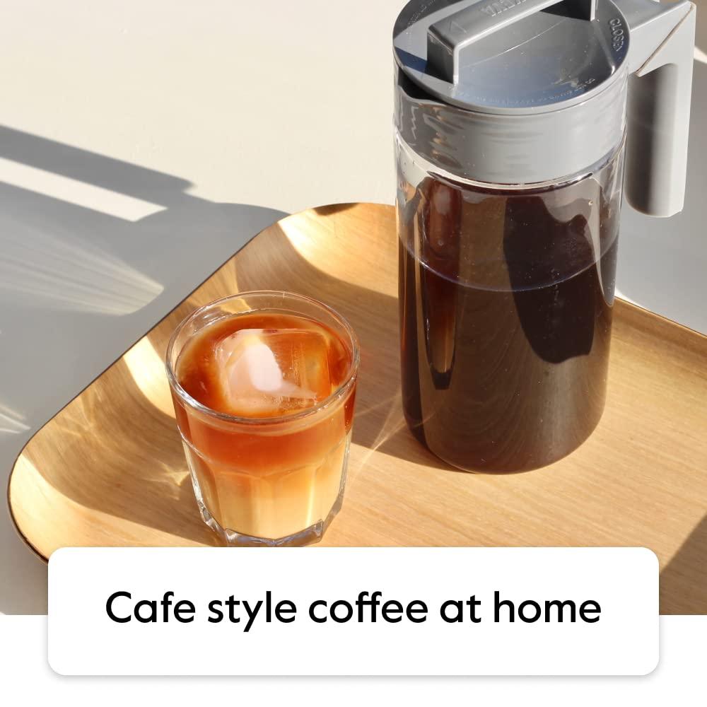Takeya Patented Deluxe Cold Brew Coffee Maker with White Lid Airtight Pitcher, 1 Quart, White