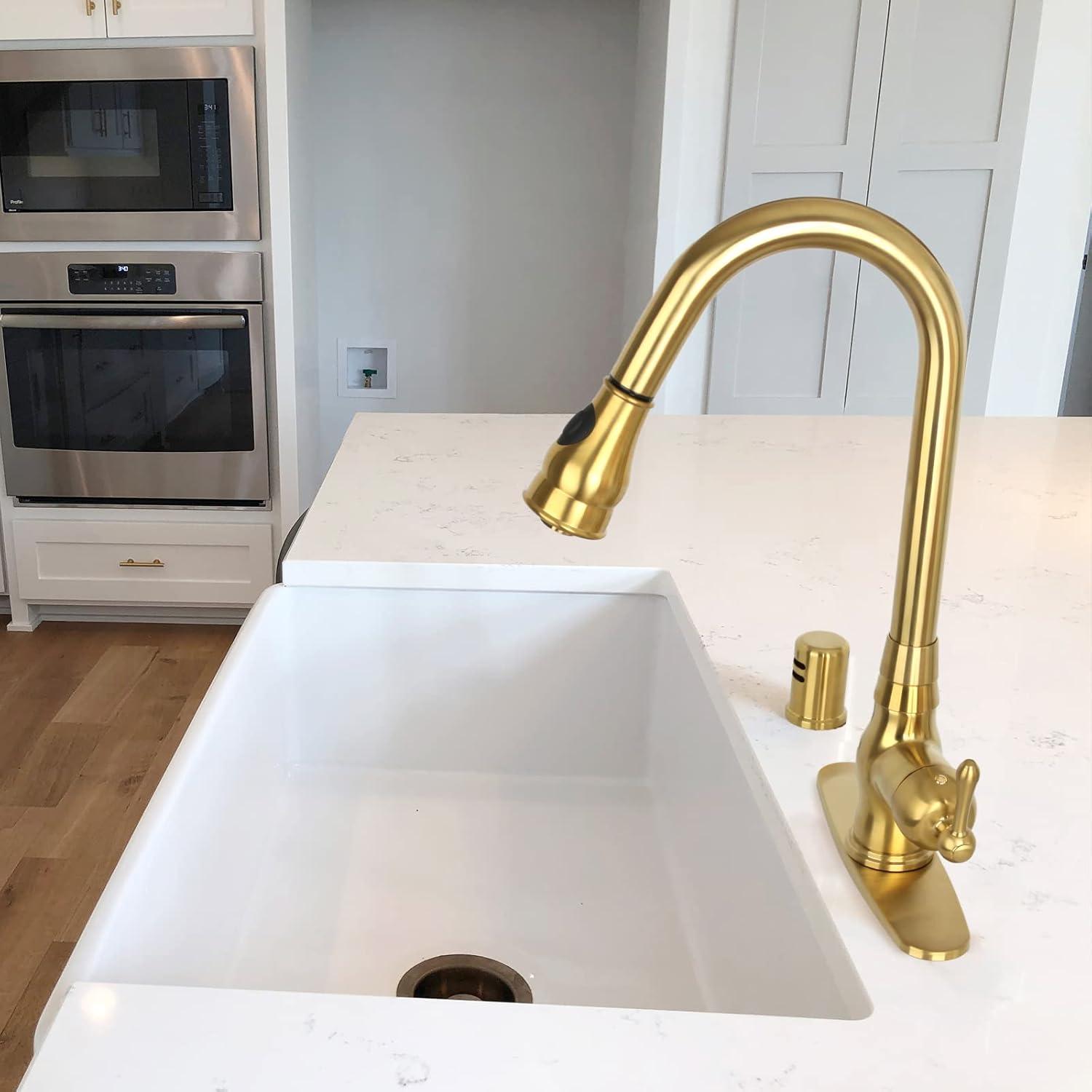 Brushed Gold Brass Pull-Down Kitchen Faucet with Lever Handle