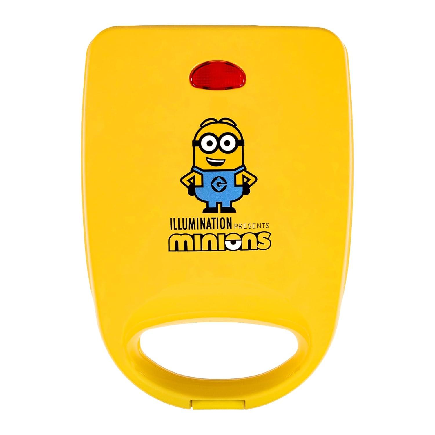Uncanny Brands Minions Single Sandwich Maker