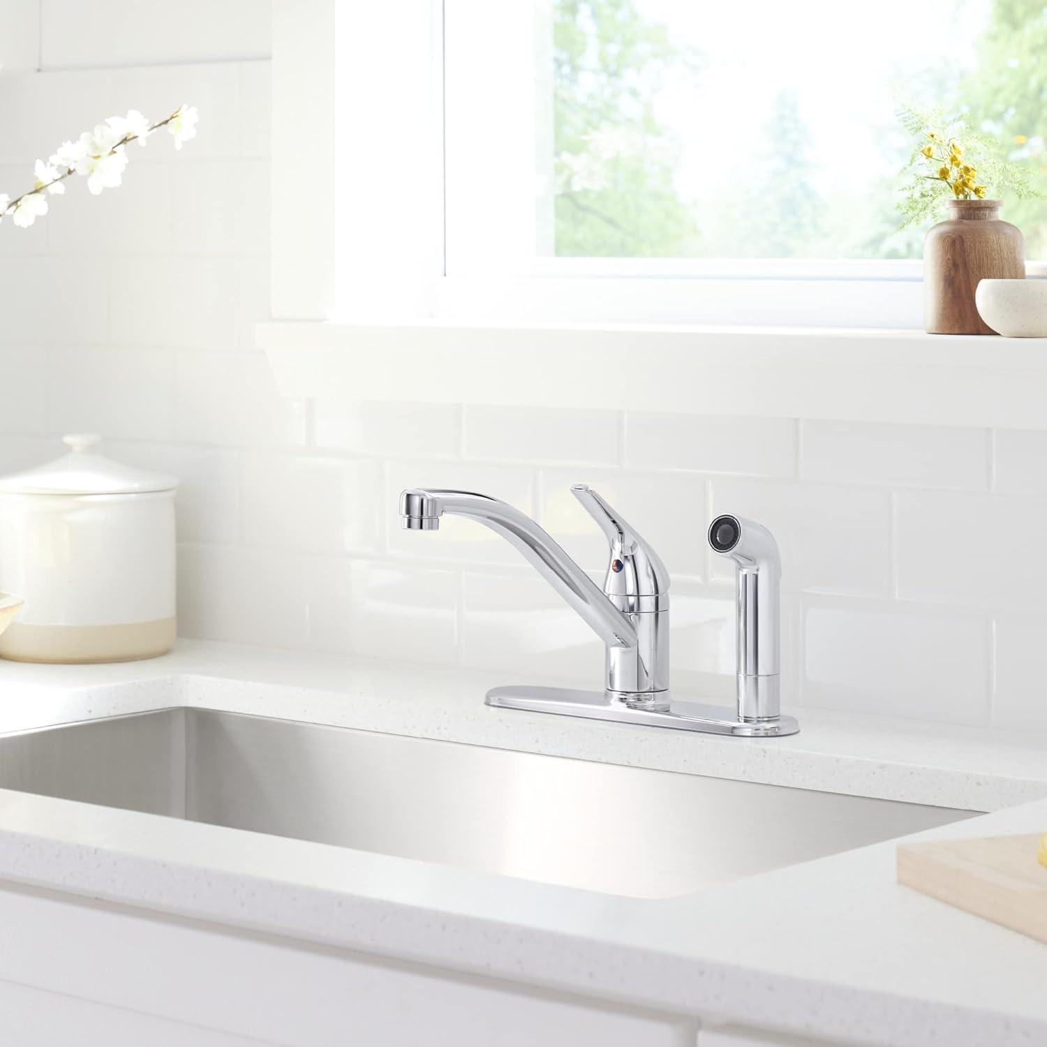 Single Handle Kitchen Faucet with Side Spray