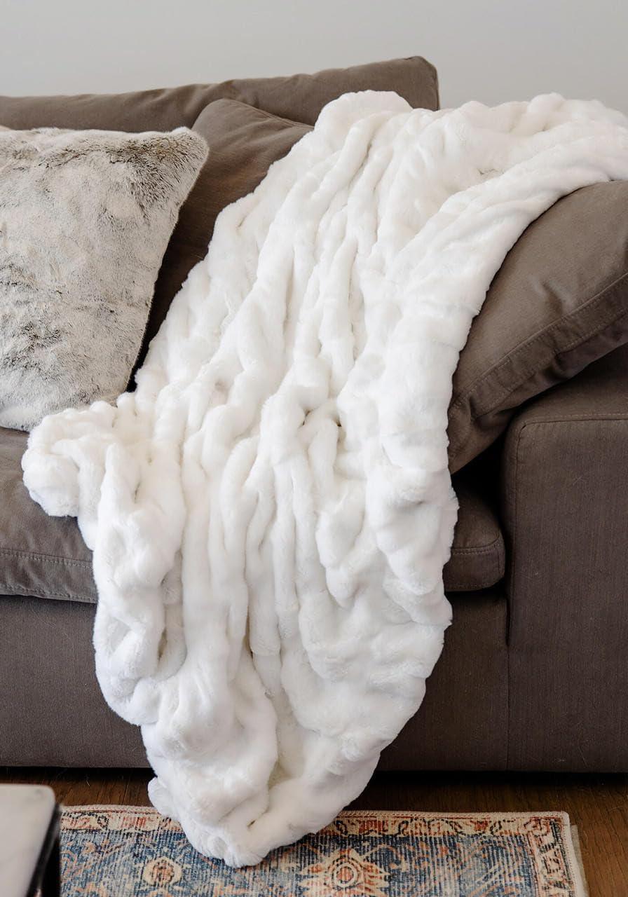Donna Salyer's Fabulous-Furs Couture Collection Faux Fur Throw Snow Mink