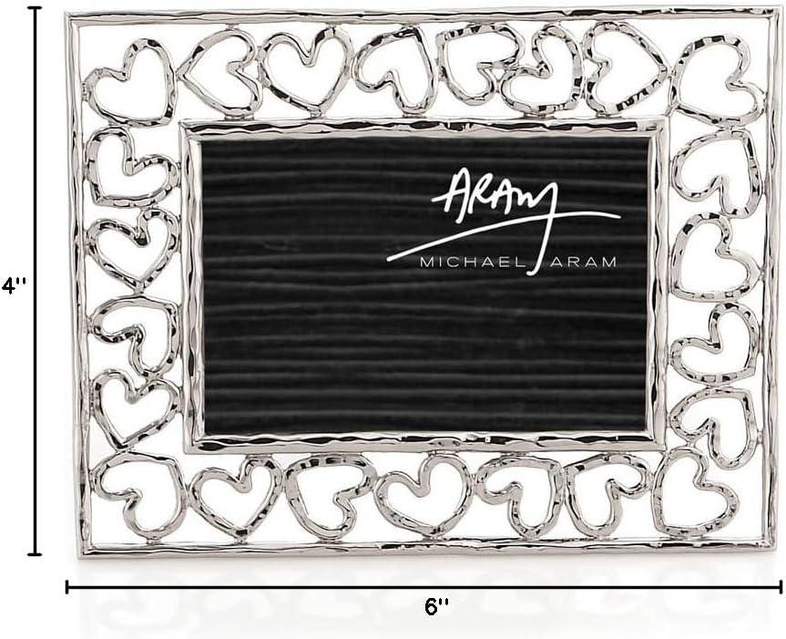 Silver 4x6 Heart Design Tabletop Photo Frame